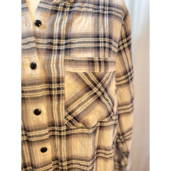 Democracy Size Large Button-up Shirt Black & Cream Collarless - Picture 2 of 6
